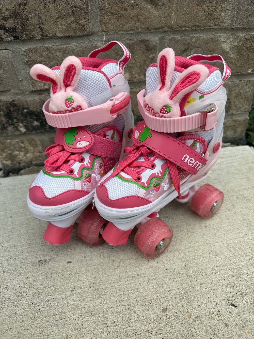 Anemone Bright Pink Children's Skate Liner